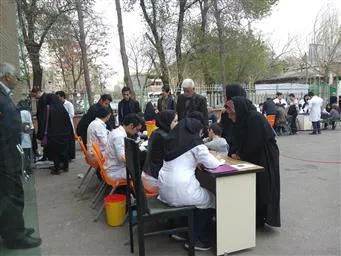 برگزاری کمپین سلامت در مرکزآموزشی درمانی اسدآبادی